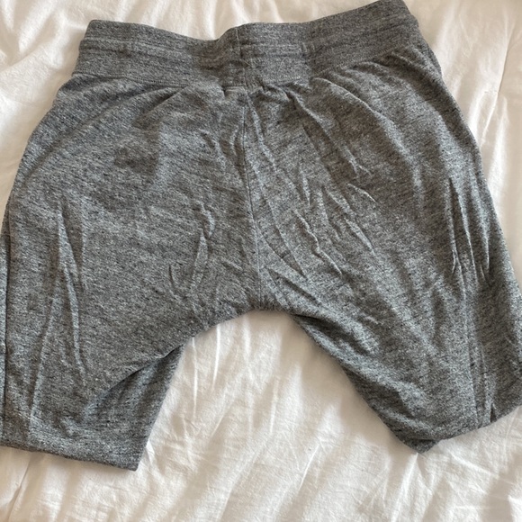 Women’s Nike Vintage Capri Sweatpants - Picture 5 of 5